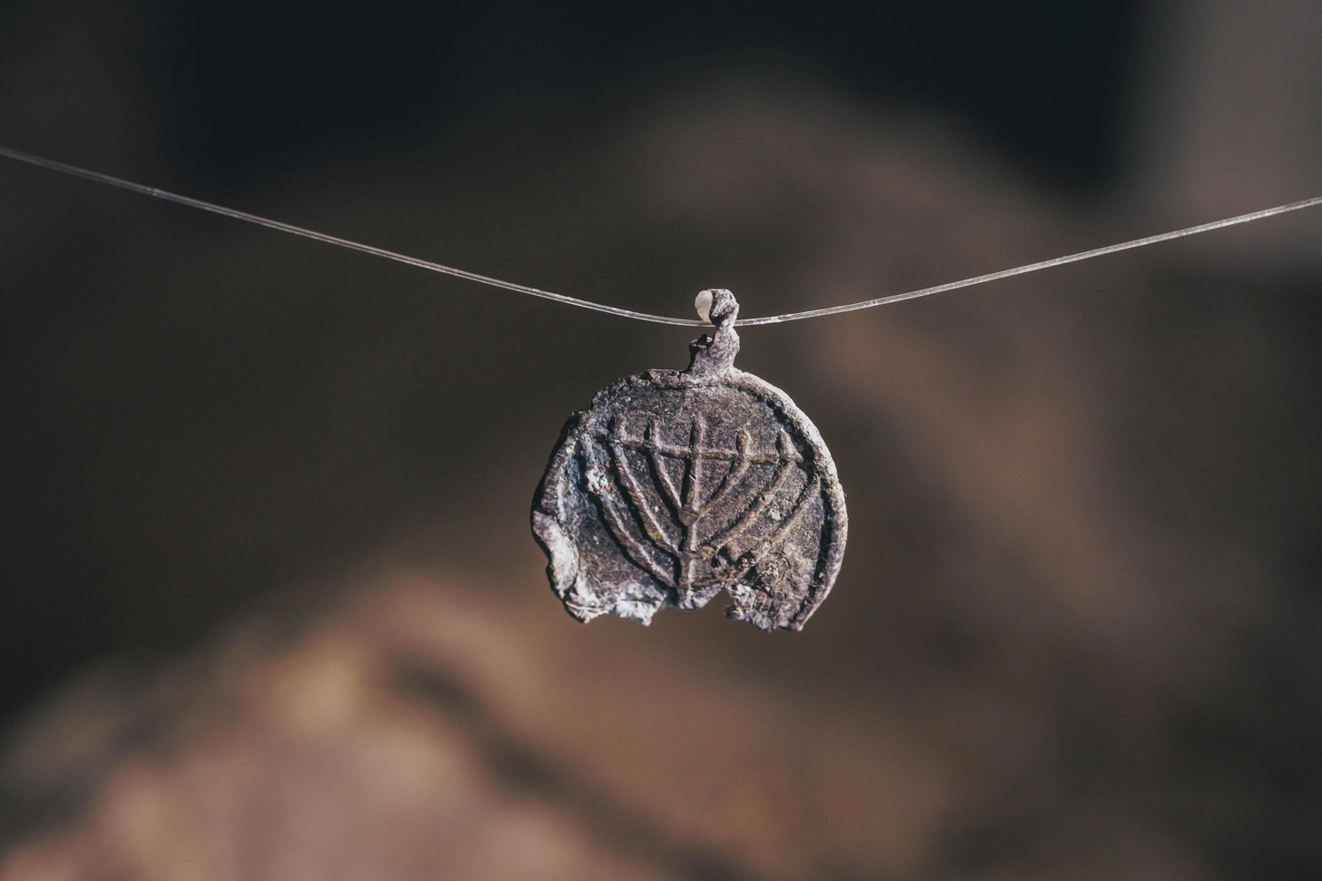 התליון האסור: זה מה שהביא יהודי שהסתנן לירושלים במאה השמינית